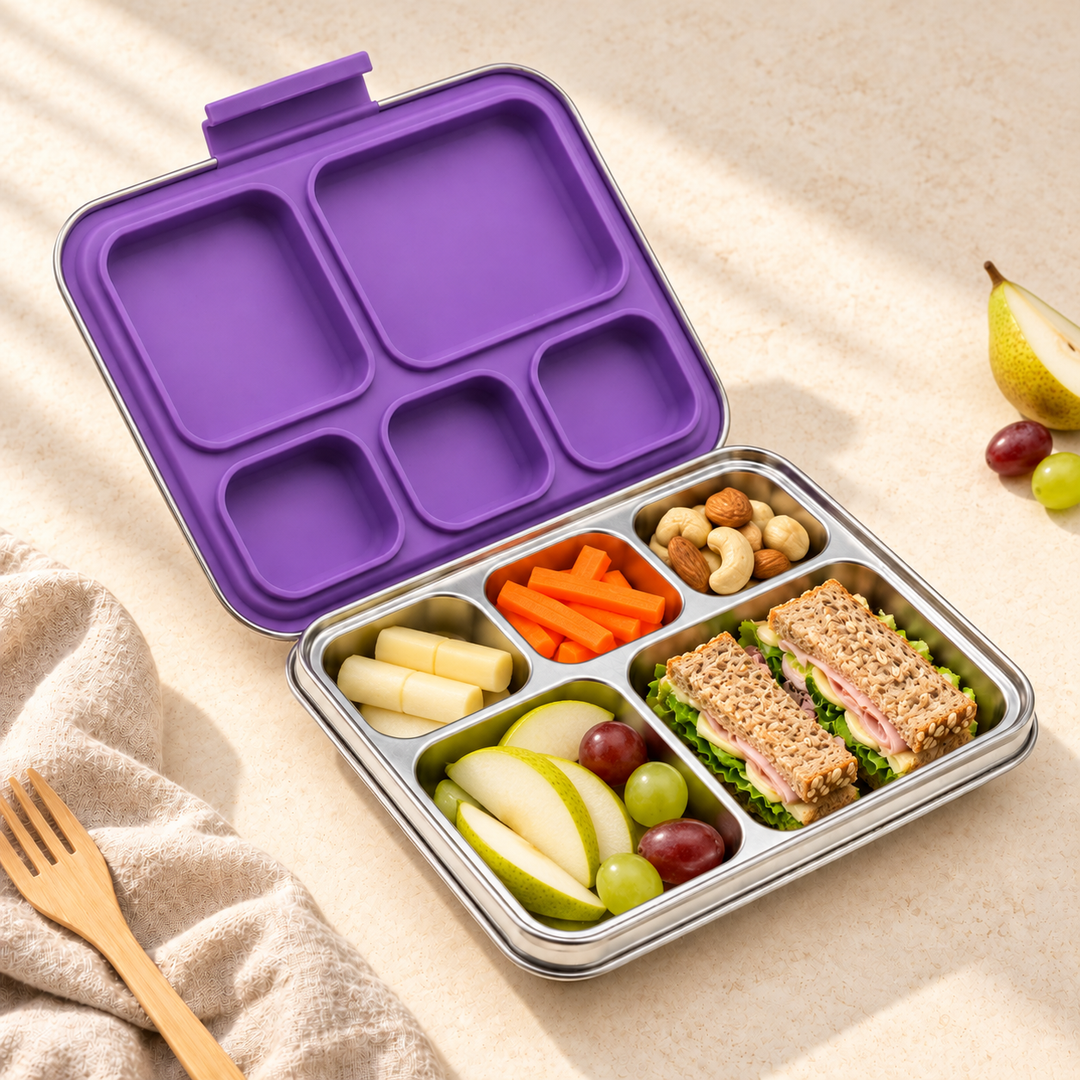 Snackio Saga stålmadkasse med 5 rum i lilla med frokost og tilbehør	