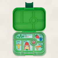 Yumbox Original - Madkasse med 6 rum - Matcha green - Funny monsters bakke