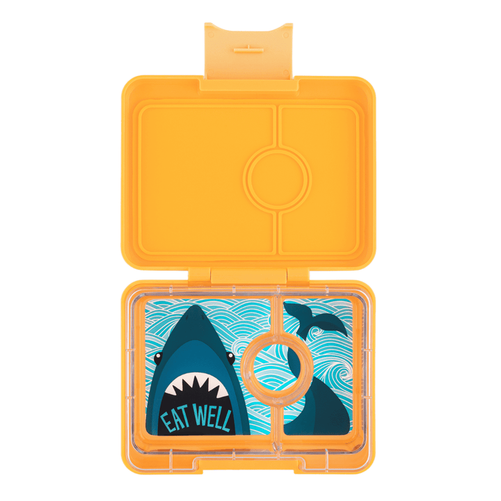 Yumbox Snack - Madkasse med 3 rum - Yoyo yellow - Shark bakke