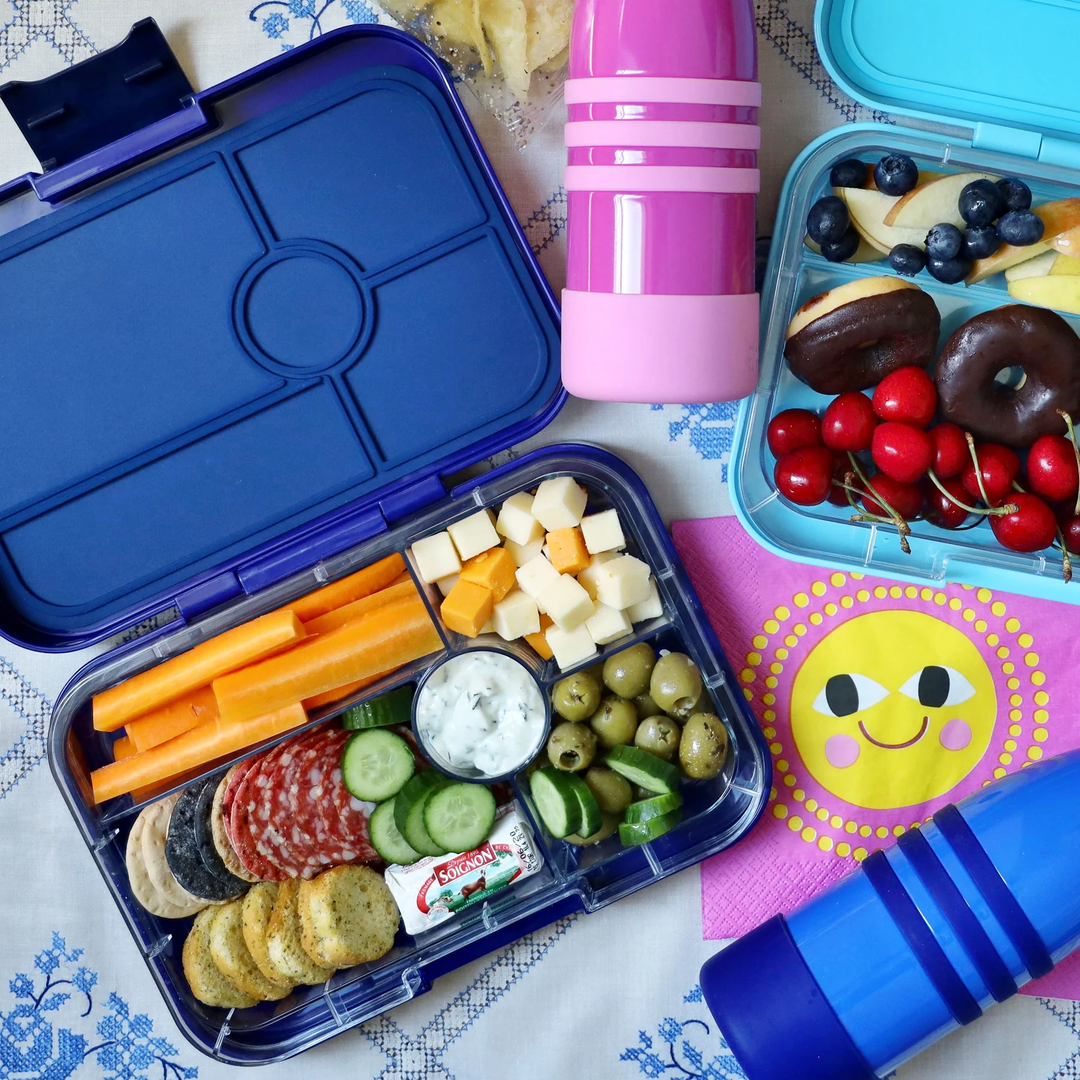 Yumbox Tapas xl - Madkasse med 5 rum - Monte carlo blue - Jungle bakke